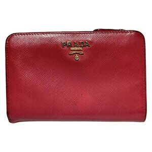 Auth PRADA - 1M1225 Pink Leather Bifold Wallet